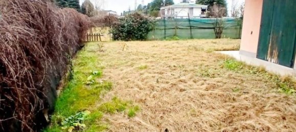 Квартира с 2 спальнями в Ломаццо, Италия № 185080 2