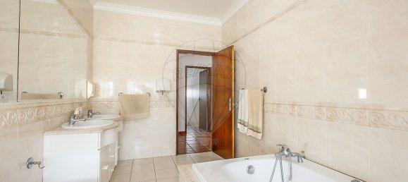 Casa T4 em Alcobaça, Portugal N.º 28611 8