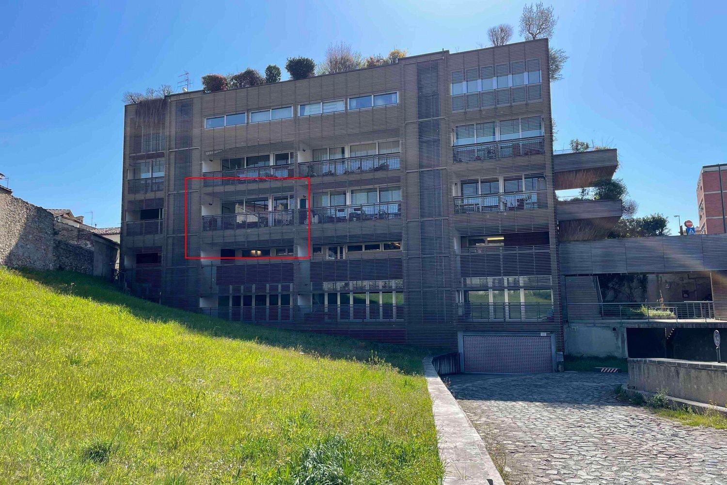 5 rooms Apartment in Colle di Val d'Elsa, Italy No. 196021