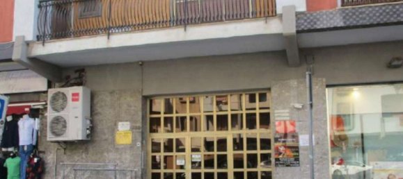 Квартира с 4 комнатами в Мессина, Италия № 270690 3