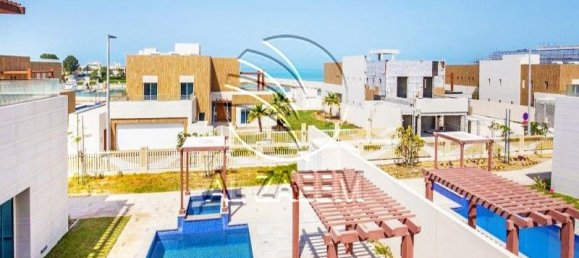 6 bedrooms Villa in The Marina, UAE No. 29324 3