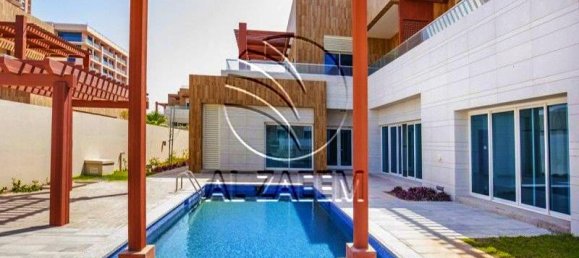 6 bedrooms Villa in The Marina, UAE No. 29324 2