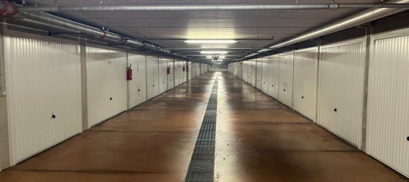 Garage in Peschiera Borromeo, Italy 15m², Nr. 253929 3