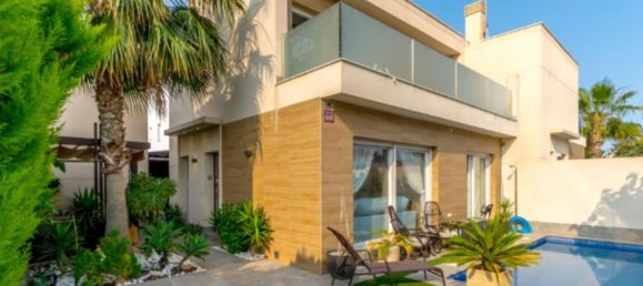 Casa de 3 dormitorios en Alicante, Spain No. 187974 32