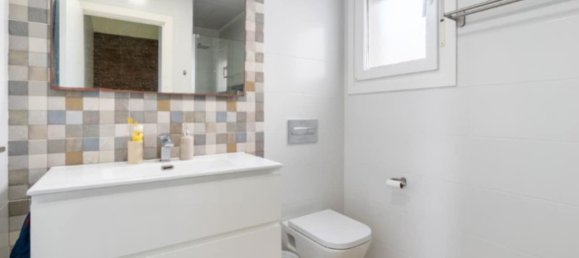 Casa de 3 dormitorios en Alicante, Spain No. 187974 17