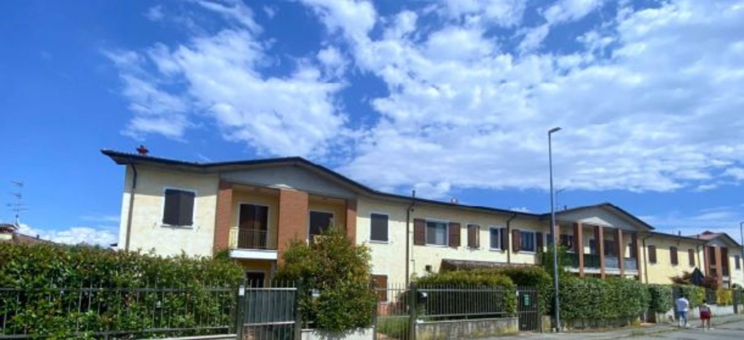 Apartamento de 2 divisões em Bedizzole, Italy N.º 4384