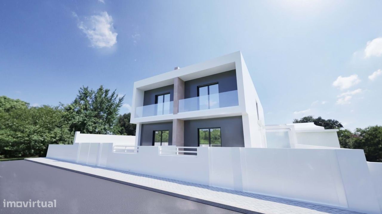 3 bedrooms House in Seixal, Portugal No. 13955