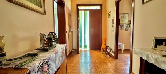 7-Zimmer Haus in Moglia, Italy, Nr. 61267 8