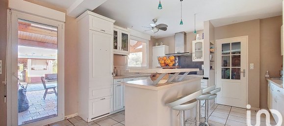 5 bedrooms House in Devecey, France No. 201634 24