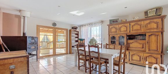 5 bedrooms House in Devecey, France No. 201634 16