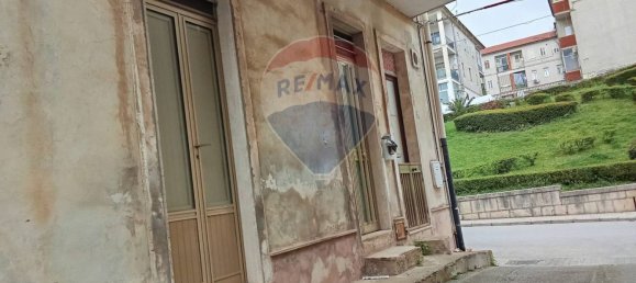 3 bedrooms House in Ragusa, Italy No. 22548 10