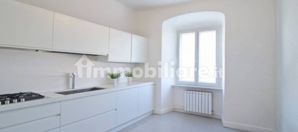 5 bedrooms Apartment in Genoa, Italy No. 266681 3