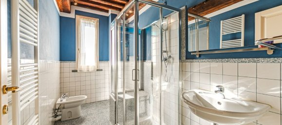 4 bedrooms Apartment in Lucca, Italy No. 352972 29