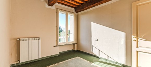 4 bedrooms Apartment in Lucca, Italy No. 352972 4