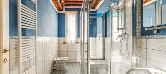 4 bedrooms Apartment in Lucca, Italy No. 352972 30