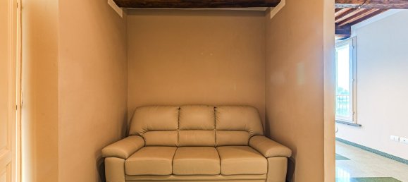 4 bedrooms Apartment in Lucca, Italy No. 352972 16