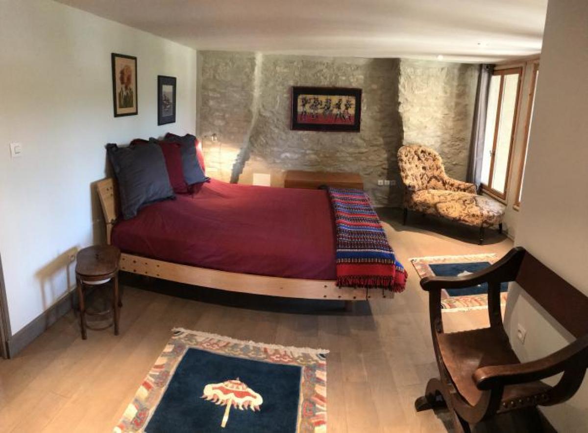 3 bedrooms House in Carcassonne, France No. 21898