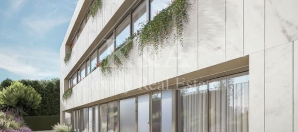 5 Schlafzimmer Doppelhaus in Porto, Portugal, Nr. 110831 4