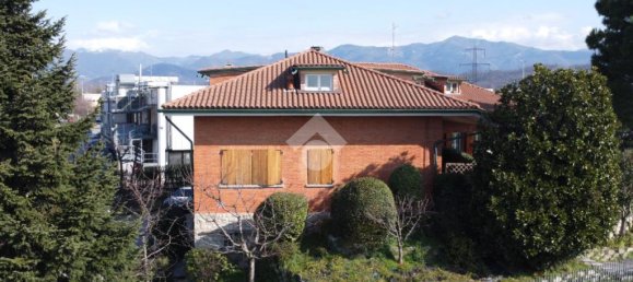 1 bedroom Apartment in Mozzo, Italy No. 353054 20