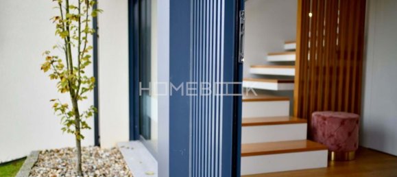 3 bedrooms House in Palmeira, Portugal No. 39030 2