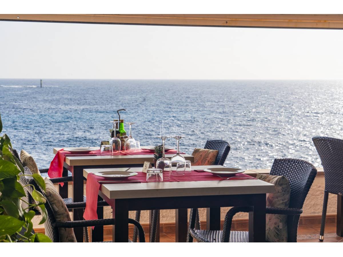 Edifício em Sant Lluis, Spain 328 m² N.º 290996