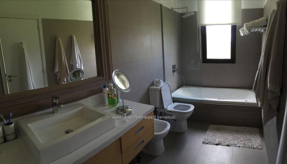 Casa T3 em Canelones, Uruguay N.º 6656