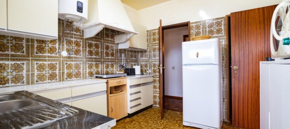 4 bedrooms House in Sesimbra, Portugal No. 146437 13