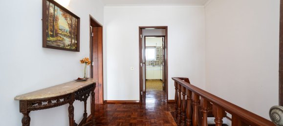 4 bedrooms House in Sesimbra, Portugal No. 146437 12