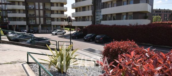 Garaje en Erba, Italy 23 m² No. 362343 2