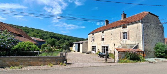 3 bedrooms House in Vals-des-Tilles, France No. 237493 3