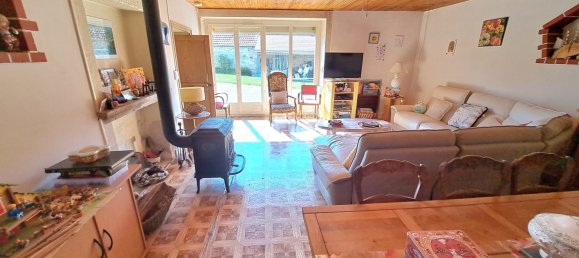 3 bedrooms House in Vals-des-Tilles, France No. 237493 8