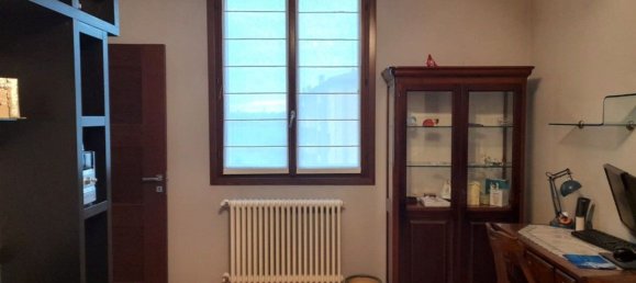 5 rooms Duplex in Montechiarugolo, Italy No. 173621 11