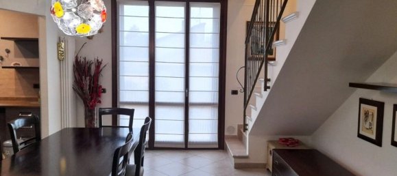 5 rooms Duplex in Montechiarugolo, Italy No. 173621 4