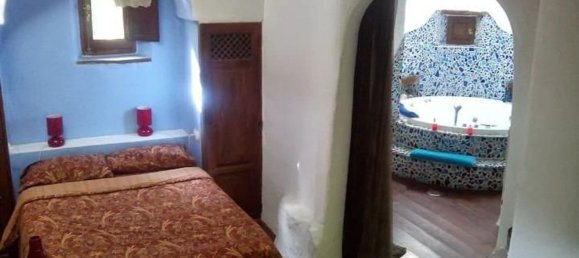 Edificio en Granada, Spain 1909 m² No. 150725 70