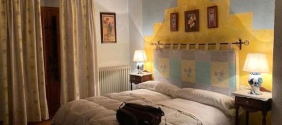 Edificio en Granada, Spain 1909 m² No. 150725 2