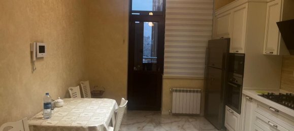 Apartamento de 3 dormitorios en Nasimi, Azerbaijan No. 1762 18