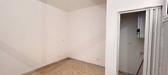 3-salle Appartement à Bitetto, Italy No. 27256 5