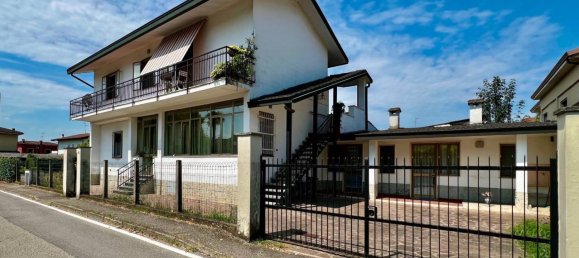 3 bedrooms Apartment in Arzago d'Adda, Italy No. 266354 18