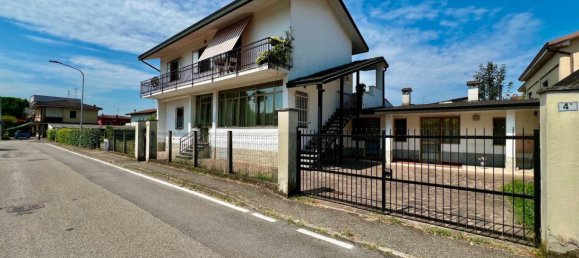 3 bedrooms Apartment in Arzago d'Adda, Italy No. 266354 20