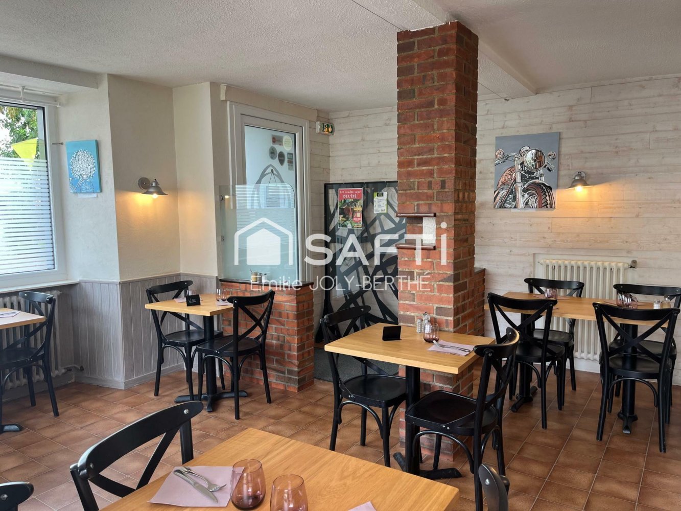 Коммерческая недвижимость 126м² в Меле-дю-Мен, Франция № 282489