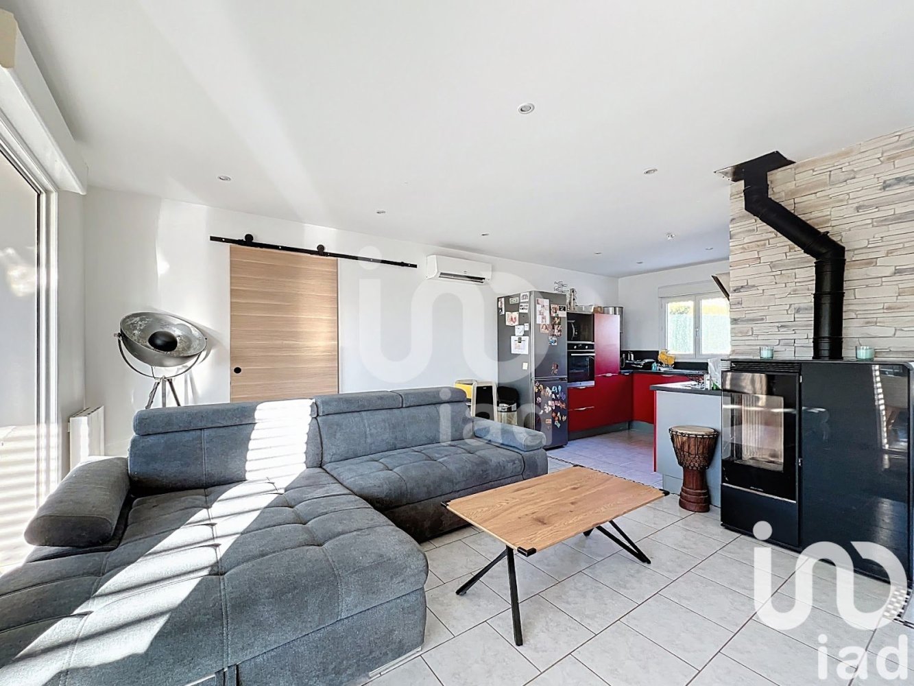 3 bedrooms House in Turny, France No. 207575