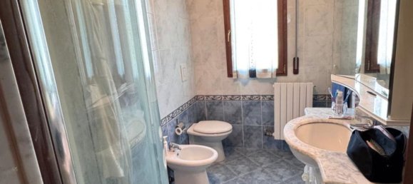 Casa de 5 dormitorios en Vaiano, Italy No. 336013 13