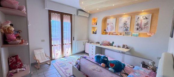 Casa de 5 dormitorios en Vaiano, Italy No. 336013 11