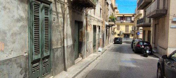 Garaje en Bagheria, Italy 55 m² No. 289386 9