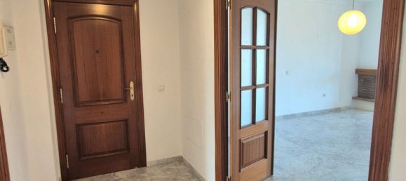 2 bedrooms Apartment in Alhaurin el Grande, Spain No. 159388 2