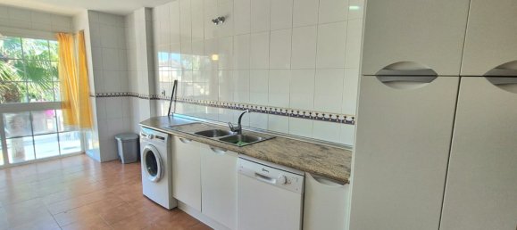 2 bedrooms Apartment in Alhaurin el Grande, Spain No. 159388 3