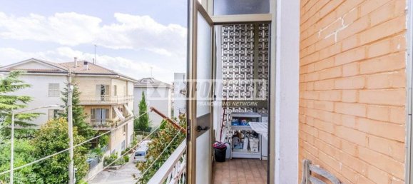 2 bedrooms Apartment in Monte San Giusto, Italy No. 262679 8