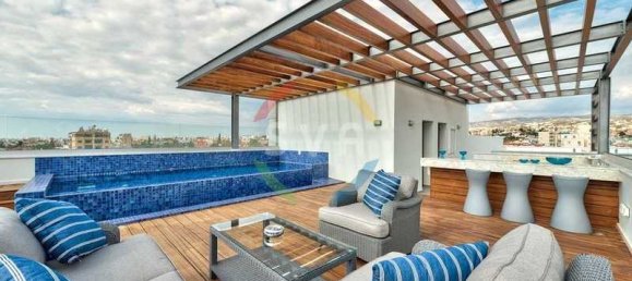 2 bedrooms Penthouse in Germasogeia, Cyprus No. 21357 4