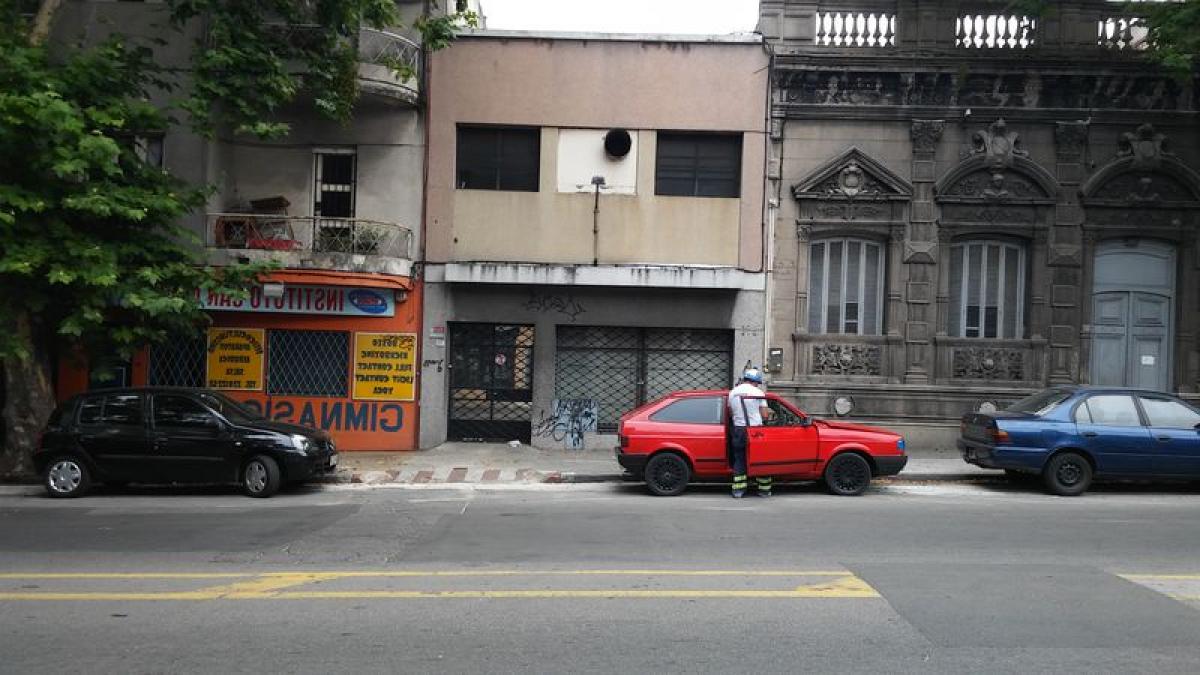  عقار تجاري في Montevideo, Uruguay 359متر مربع رقم 13547