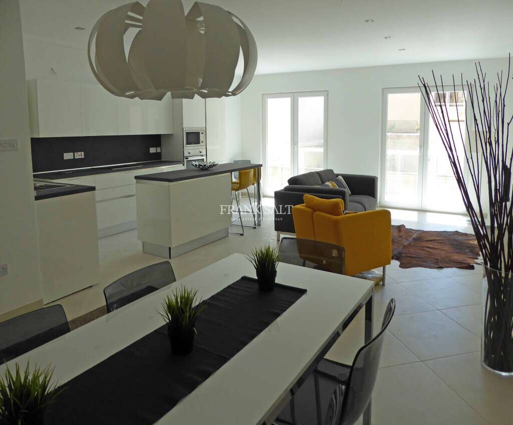 3 bedrooms Apartment in Sliema, Malta No. 3828